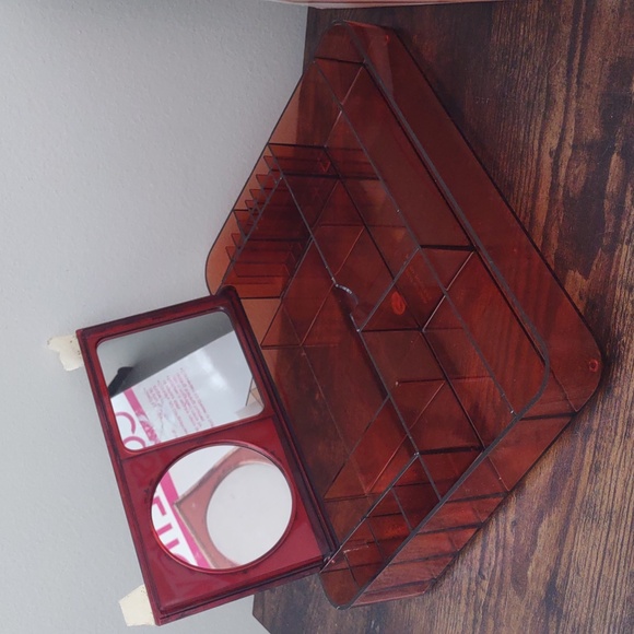 Vintage Complete Cosmetic Vanity - Picture 4 of 11